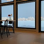 펜션 Lapland Log Retreat 로바니에미