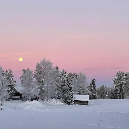 Lapland Log Retreat *