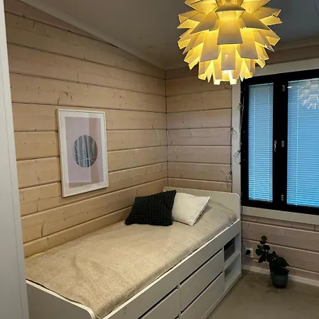 Feriehus Lapland Log Retreat Rovaniemi